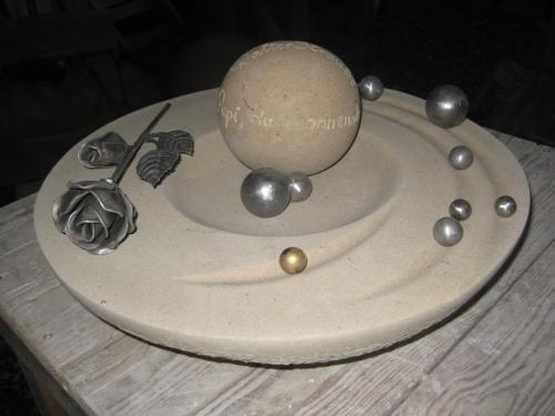 Planet Bowl<br>Muenster Sand Stone<br>bowel 40 x 10 cm<br>ball 12 cm diameter<br>steel rose  planets